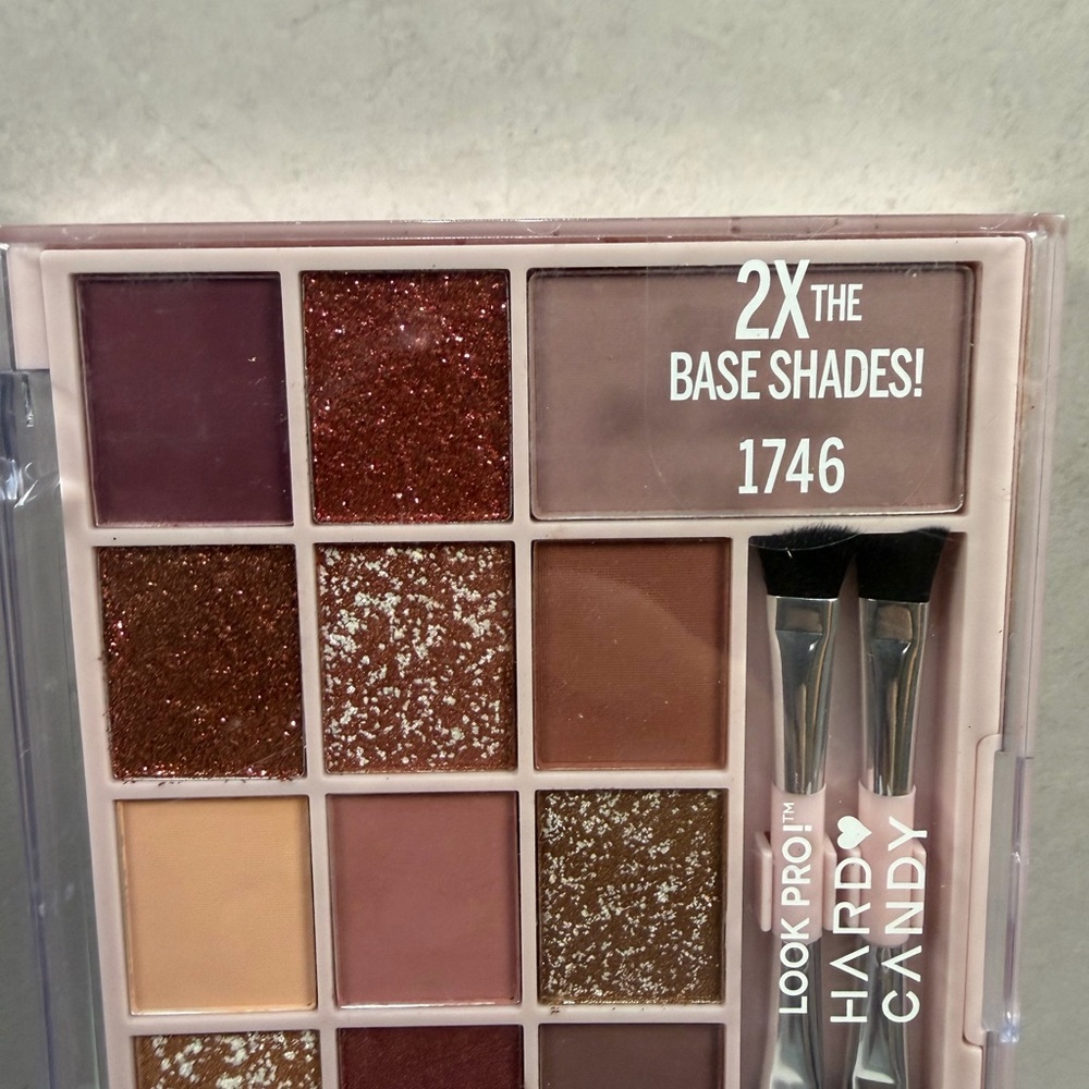 💙3/$20 Hard Candy Eyeshadow Palette with Rich Shades - Picture 4 of 6